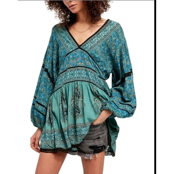 Free People Green flowy Boho top size Small beachy peasant Festival - Picture 1 of 8